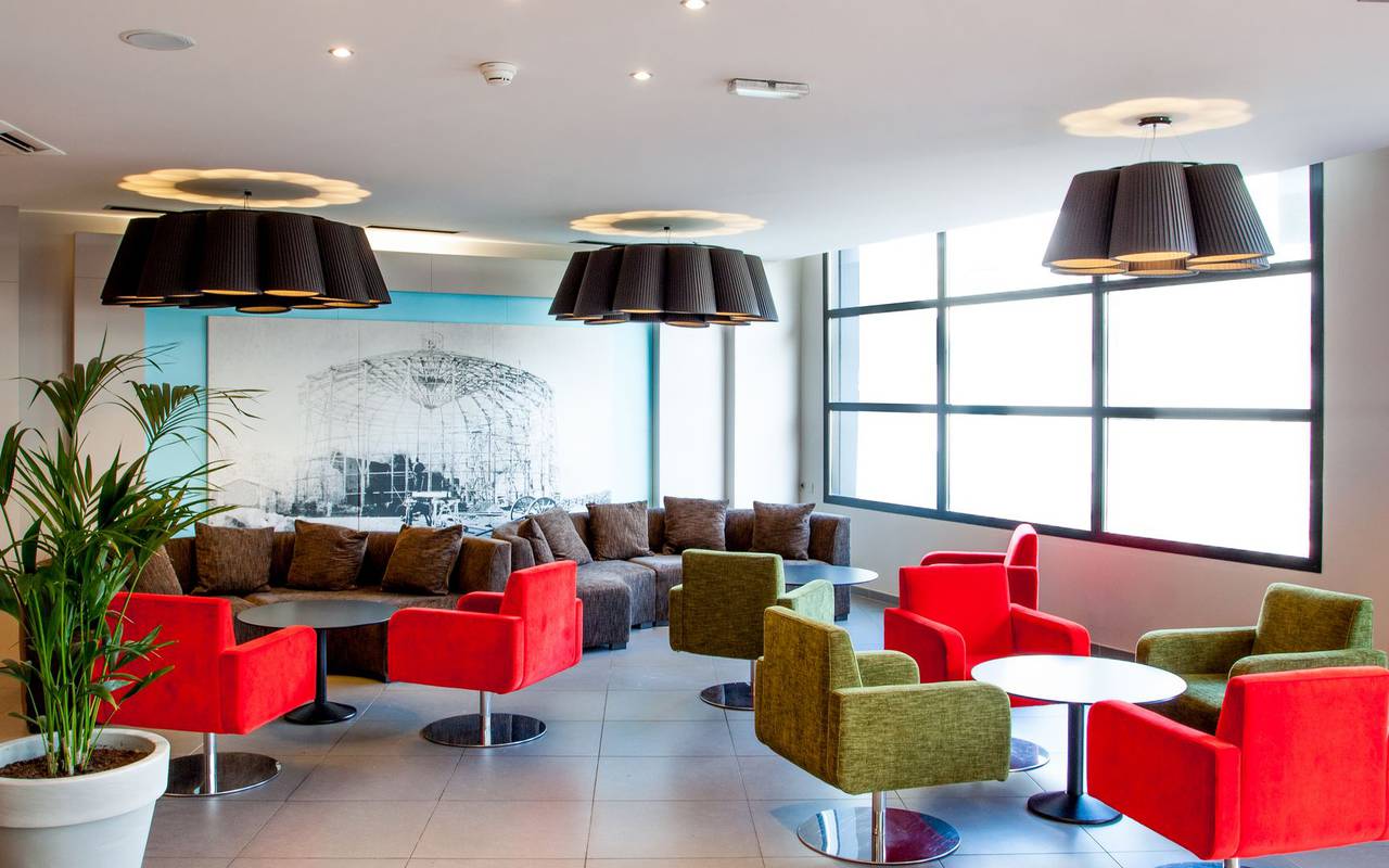 Spacious lounge, team building Occitanie, hôtel Panorama